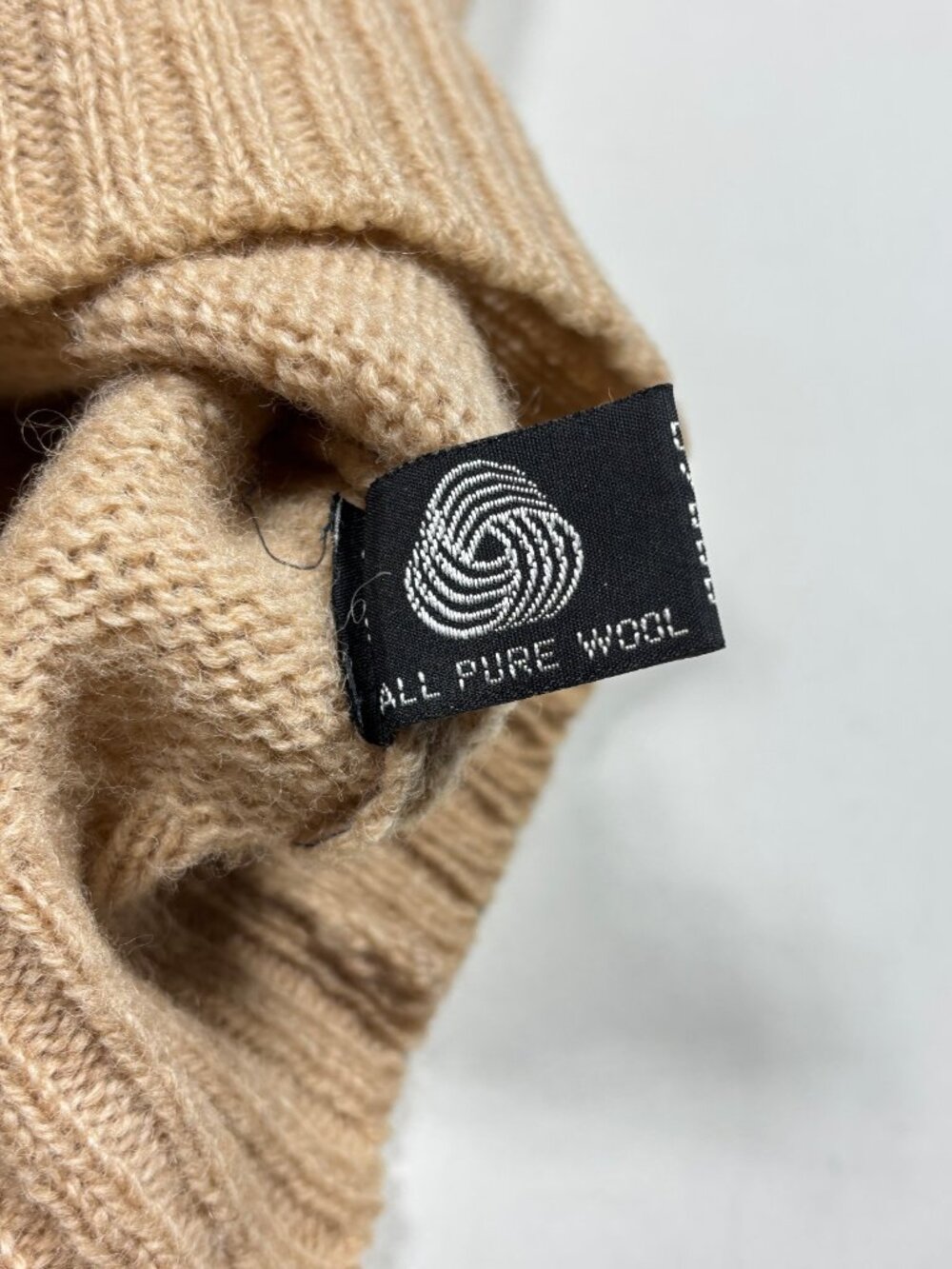 Vintage JCPenney Men's L Tall 100% Shetland Wool V-Neck Sweater Vest Tan Beige - Picture 5 of 9